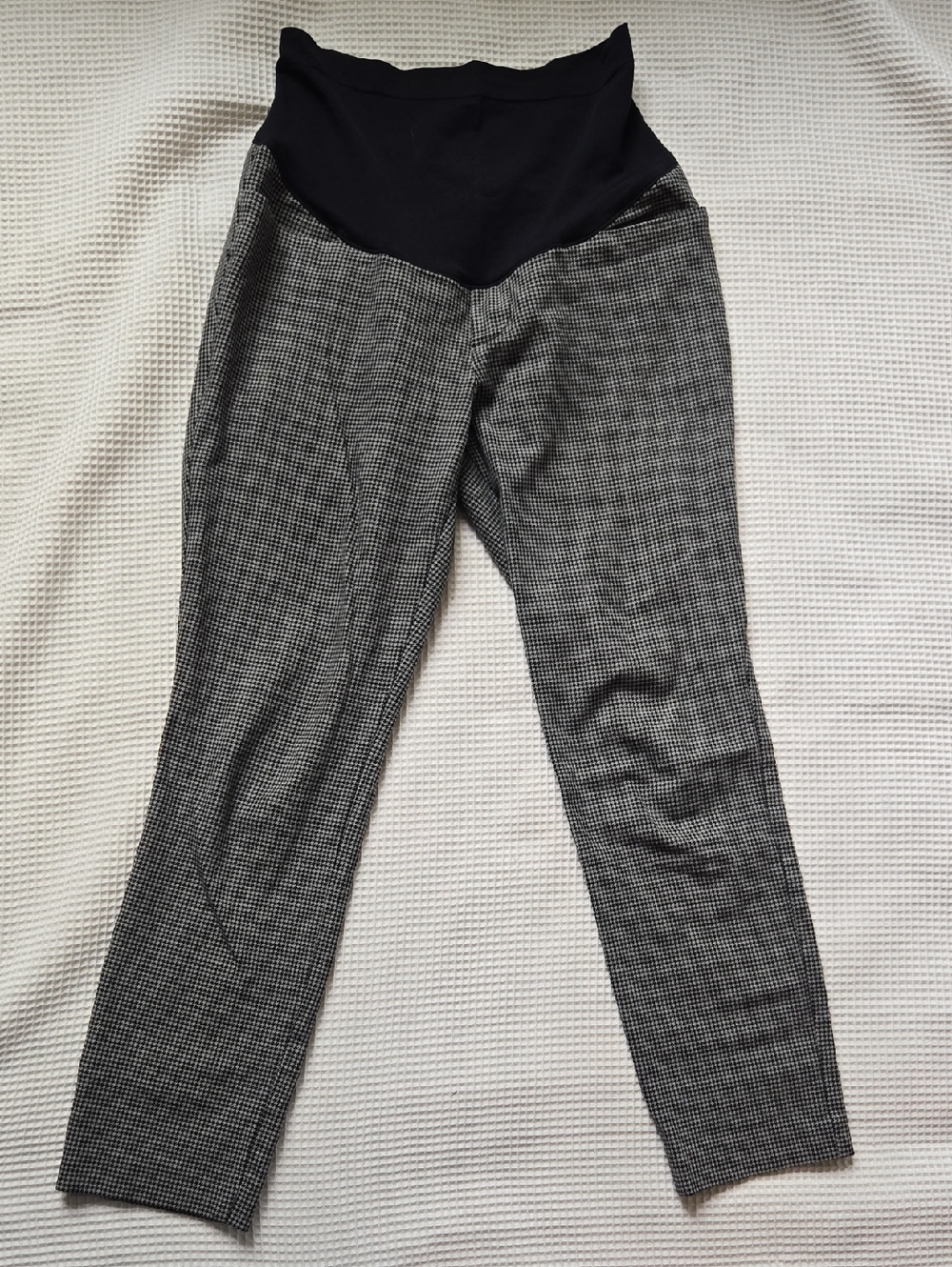 Old Navy Houndstooth Pixie Maternity Pants